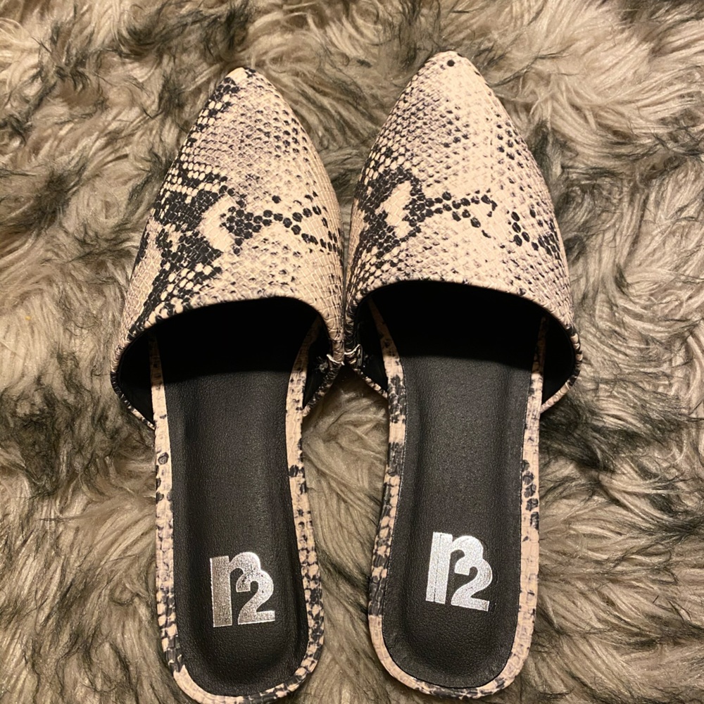 Women’s snakeskin mules size 8